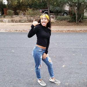 Meet your Posher, Isabella